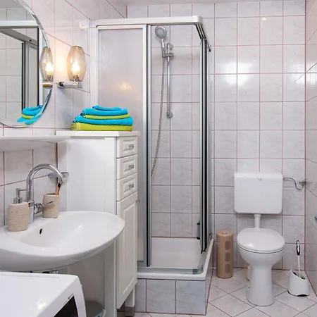 Schleichert-2 By Interhome